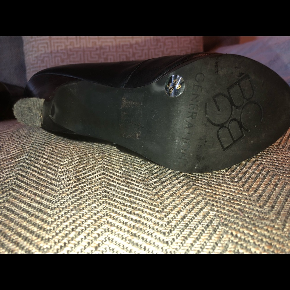 BCBG Generation Rounded Toe Boot - Picture 4 of 8
